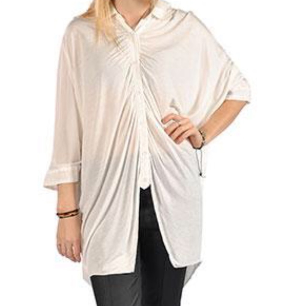 MONORENO drapey button down tunic! - Picture 3 of 3